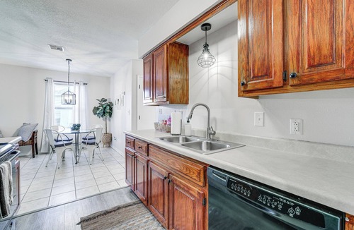 Joplin Cottage | Visit Route 66! Pet-friendly Joplin Gem w/Yard