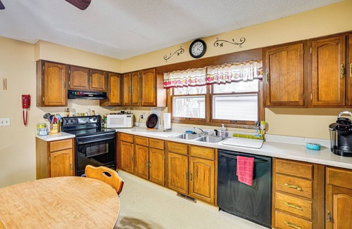 Sioux Falls House | Walk to Parks & Greenway: Sioux Falls Getaway!