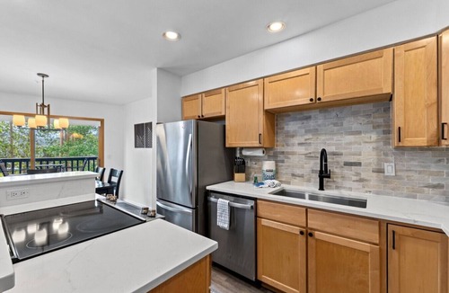 Breckenridge Villa | Walk to Snowflake Lift + walk to Main St