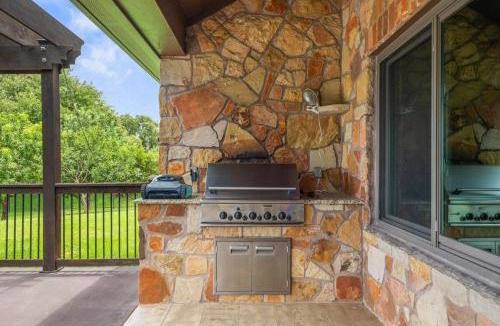 Belton House | Wanderers Haven - pool, media room, gatherings