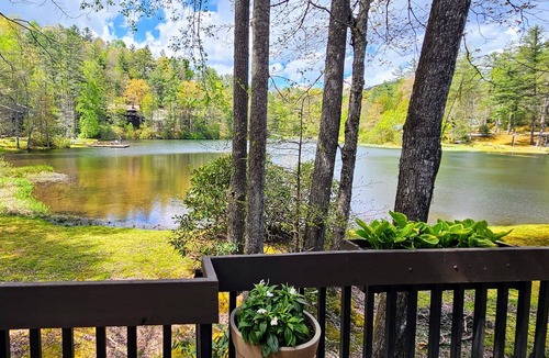 Sapphire Villa | Water's Edge of Sapphire Valley