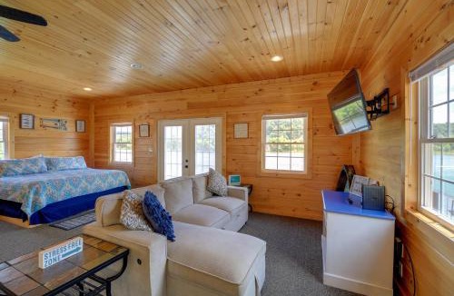 Draper Apartment | Waterfront Deck w/Mtn View! Claytor Lake Retreat