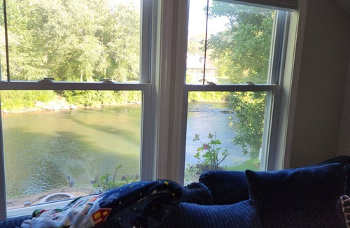 Murphy House | Waterfront Home, 3 BR, 2 Bath, HOT TUB, Pet-Friendly, Fishing, Fire Pit