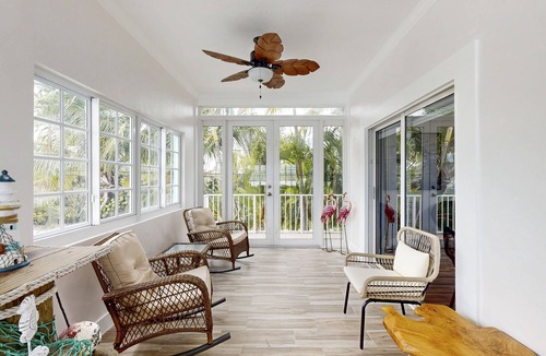 Cross Key Waterways House | Waterfront home w/hot tub, gas grill, WiFi, AC, near attractions
