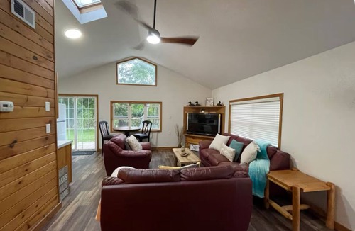Jim Falls House | Waterfront legacy farm cottage house with WiFi, AC in lovely Eau Claire
