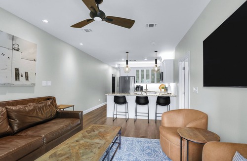 Gruene Condo | Welcome to “Gruene Lily Pad” a new river front condo steps away from Gruene!