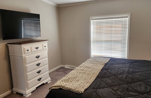 Lexington House | Welcome to Sandy Creek Sanctuary! Your secluded private getaway for relaxation!