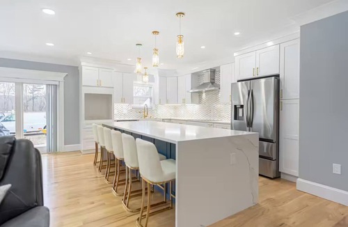 Medway House | Welcome to your home away from home!