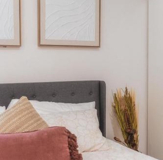 Claremont Apartment | Welcoming Claremont Studio With Private Yard and Pool Spa