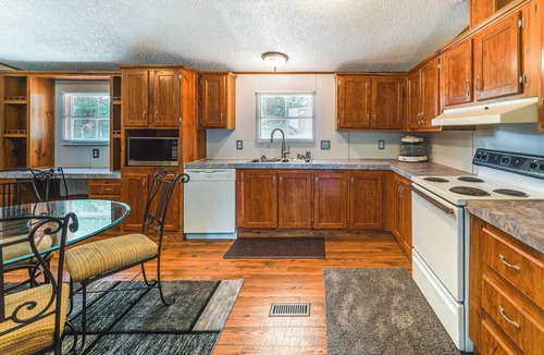 Belle House | 'Well & Cellar' Near Kanawha River & ATV Trails!