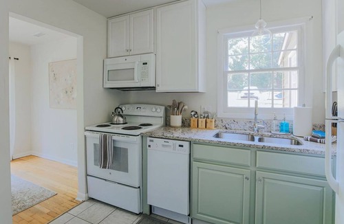 Jefferson Park Avenue House | Westerly Haven A: Long term lease available