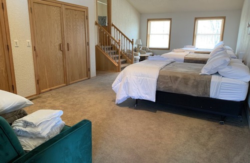 Menomonee Falls House | Where family and friends reunite to make new memories together.