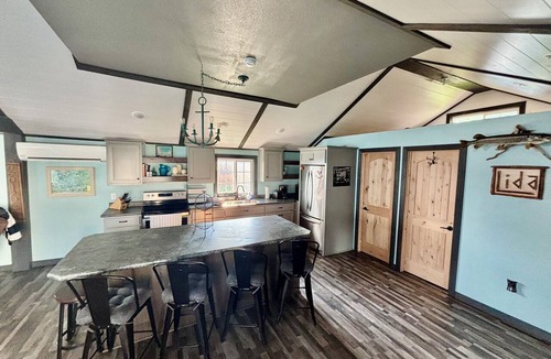 Pelican Rapids Cabin | Where new meets the great outdoors! Renovated cabin with bonus bunkhouse cabin!