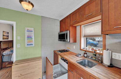 North Wildwood Condo | WildWoof Beach Bungalow @ North Wildwood - No Pet Fees!