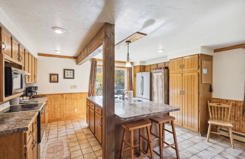 Morrison House | 🍷 Wine Country Farmhouse | Golf + Wineries at Your Door