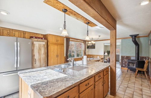 Morrison House | 🍷 Wine Country Farmhouse | Golf + Wineries at Your Door