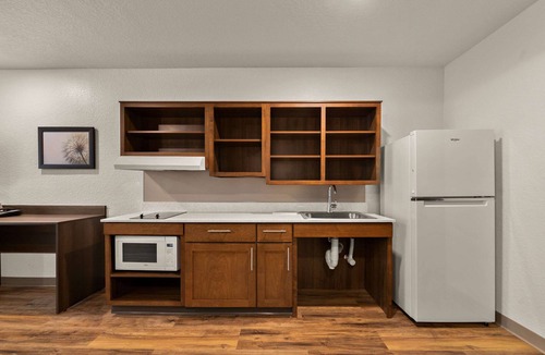 Port Orange Hotel | Woodspring Suites Port Orange - Daytona Beach