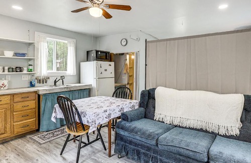 Marydel House | Woodsy + Secluded! Amish Country Retreat in Hartly