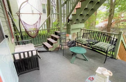 Hyde Square Condo | Your cozy home away from home, close to subway and downtown Boston