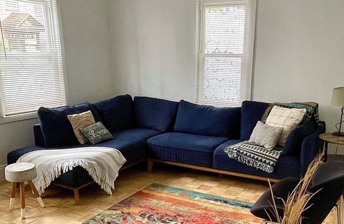 Hyde Square Condo | Your cozy home away from home, close to subway and downtown Boston
