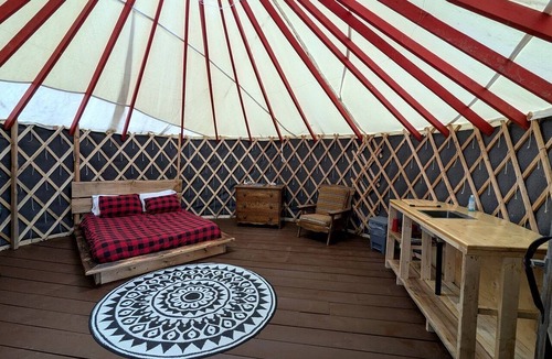 Powassan RV Rental | Yurt with Pond Access for Glamping Escapes in Ontario, Canada