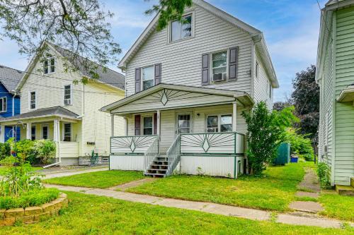 11 Mi to Niagara Falls: North Tonawanda Apartment