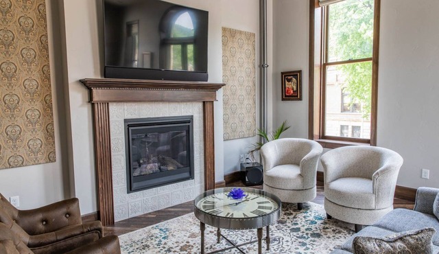 1895 Jacobs Penthouse in Historic Deadwood