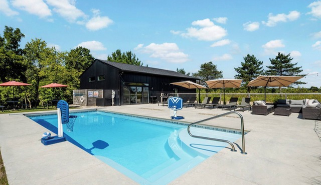 2027 NOW OPEN! Gorgeous Estate With Pool, Hot Tub, and MORE! in Three Oaks