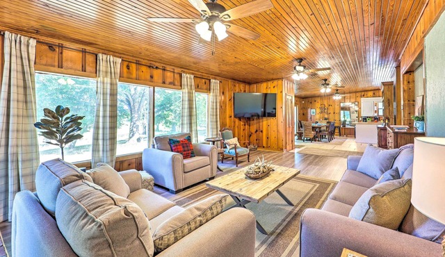 3-Unit Group Retreat! 2 Mi to Wolf Creek Boat Ramp