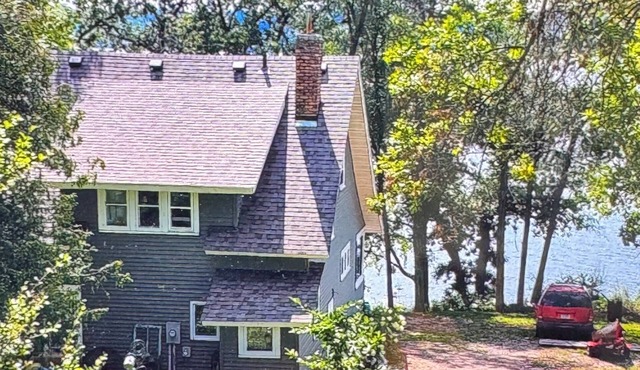 4 Seasons Lakefront Family Retreat and Pet Friendly