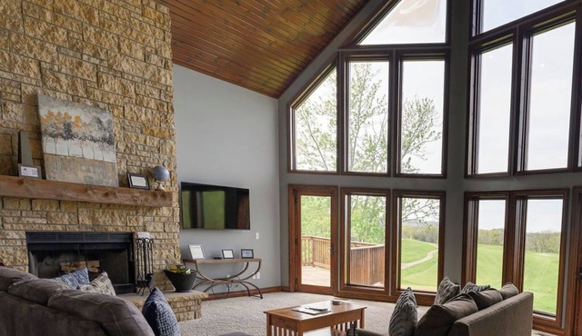 5 bedroom 3 level home that is great for groups of all kinds friends and family