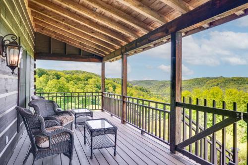 95-Acre Countryside Estate! Luxe Vermont Farmhouse