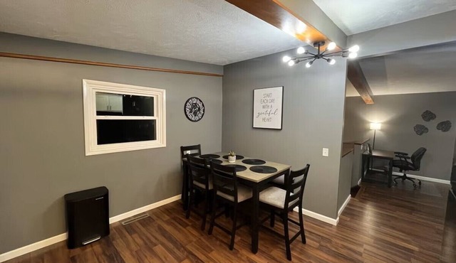 A cozy and warm 3 bedroom retreat in the heart of the Midwest