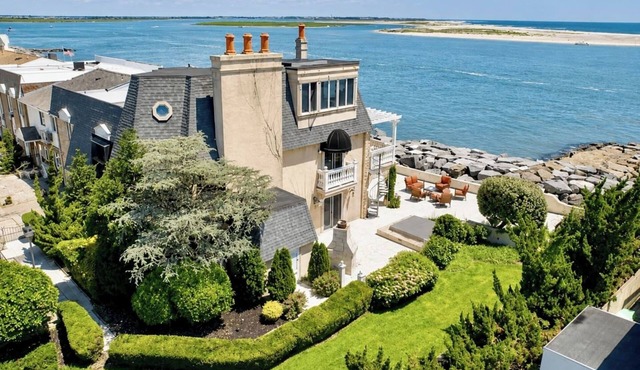 A Stone`s Throw From Stone Harbor: REDUCED SEPTEMBER RATES