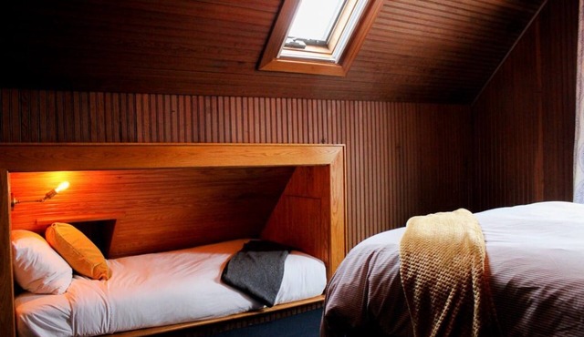 Accommodation near Seaview Beach - 0.7 Miles Away | Free On-Site Parking