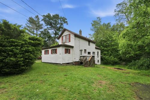 Amherst's Kitchen Family Basecamp home