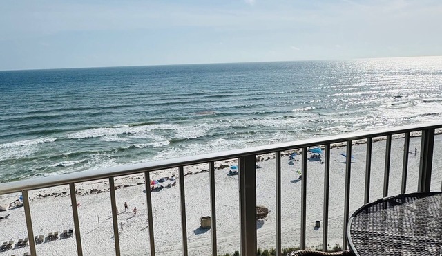 AWESOME SUMMER DEAL:8/29-9/5=1250 Total!5star/Beachfront/FREE Beach Chairs