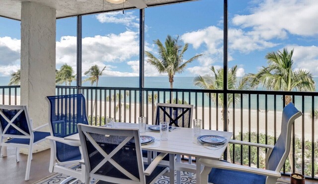 Beachfront Paradise - Fall Special - Updated Luxury 3rd Floor Condo! in Naples