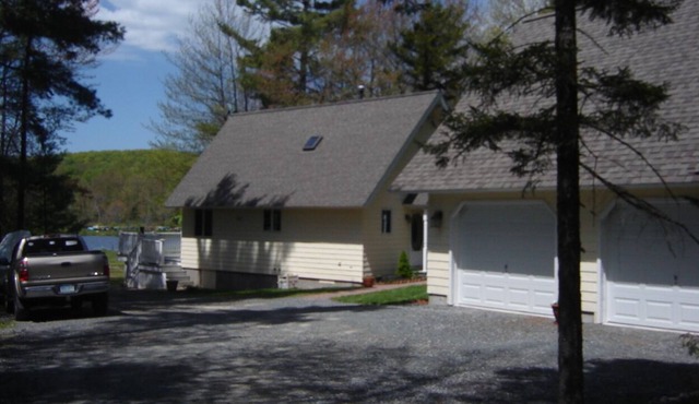 Beautiful Peaceful Lake Front Property