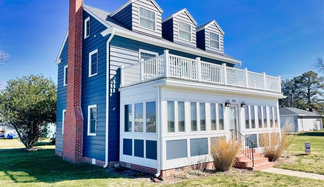 Blue Bay Home, Steps from Cape Charles Beach