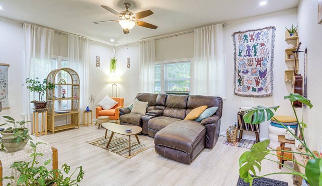 Boho Home w/Deck & Yard in Republic, Pets Welcome