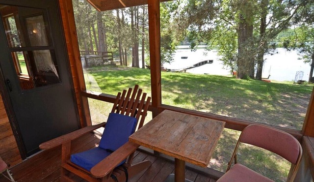 Cabin #12 - Three Bedroom with Loft (4th bedroom) in Iron River