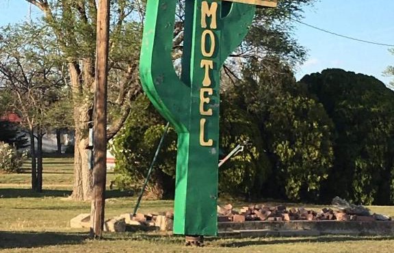 Cactus Inn