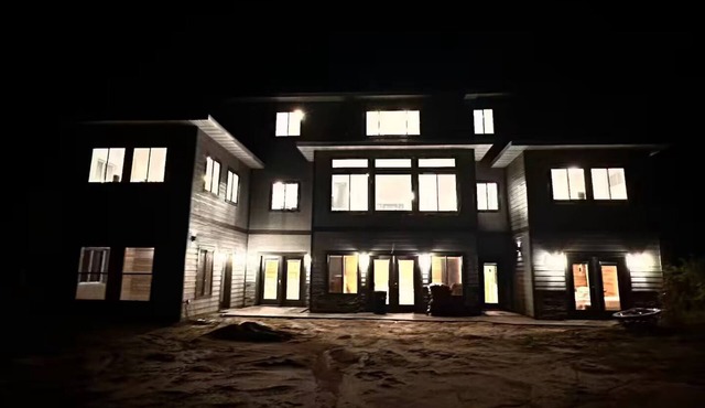 Cedar Studio w Mini-Kitchen + Futon @ Whitetail Estates in Babbitt