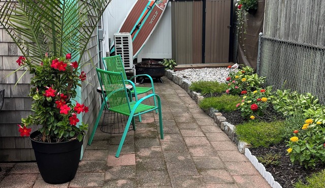 Charming 1-bedroom cottage in peaceful Wareham with AC, WiFi