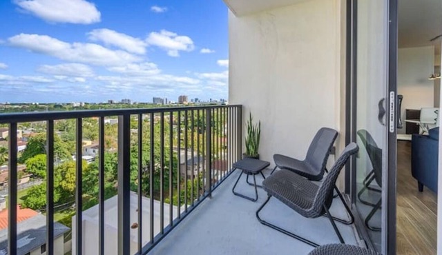 Charming 2 bedrooms in the heart of Coral Gables