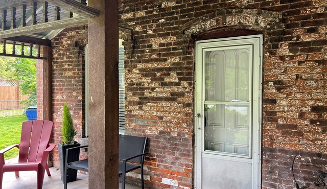 Charming 3 bed 2 bath home in lovely North Lawrence with an expansive yard.