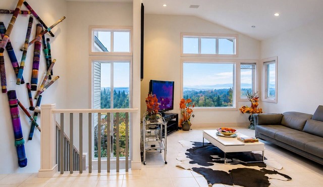 Contemporary Bellevue Home with Panoramic Lake & Mountain Views