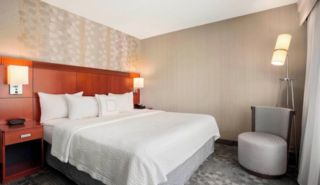 Courtyard by Marriott Springfield in Springfield