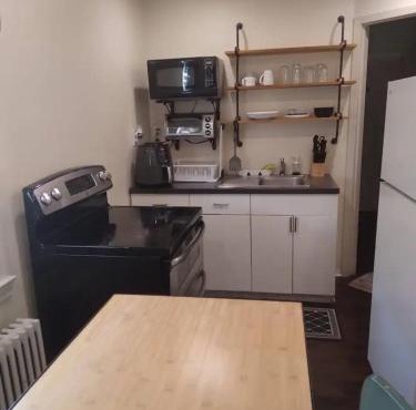 Cozy 111 in Elmont
